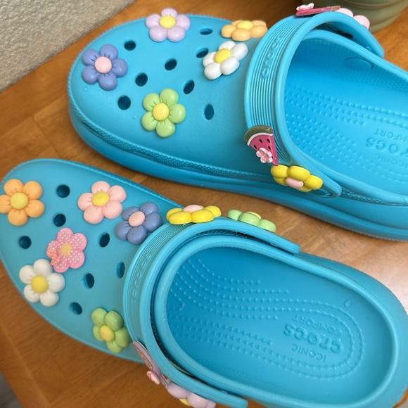 CROCS 🌸 Festival Ready 🩴 Crush Clog - Women’s Size 8 - Picture 7 of 7